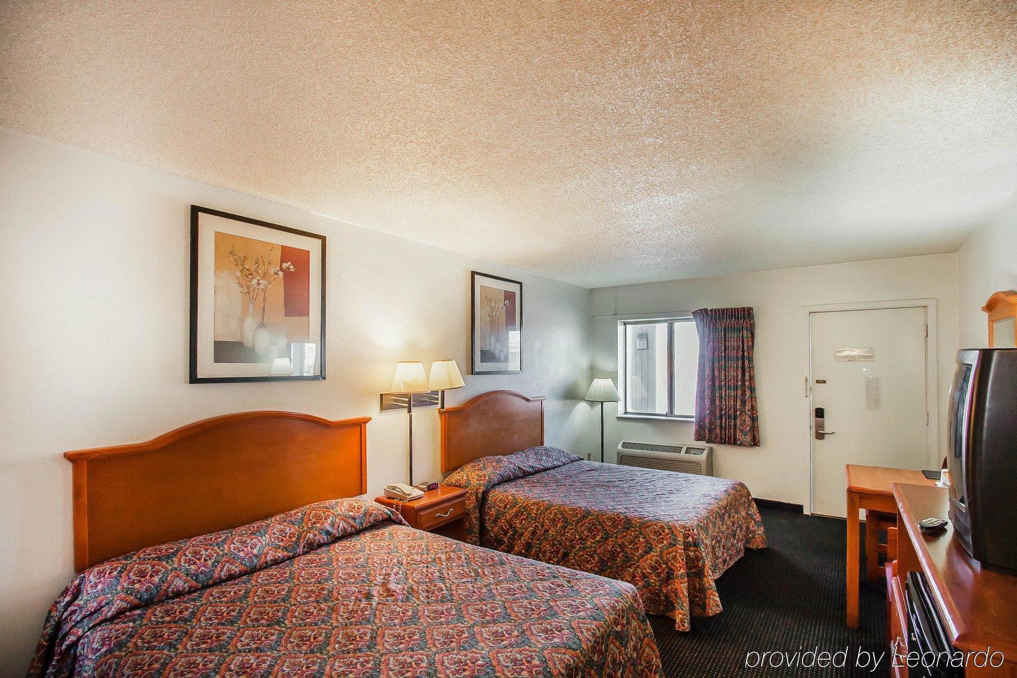 Rodeway Inn Еффінґгем Екстер'єр фото